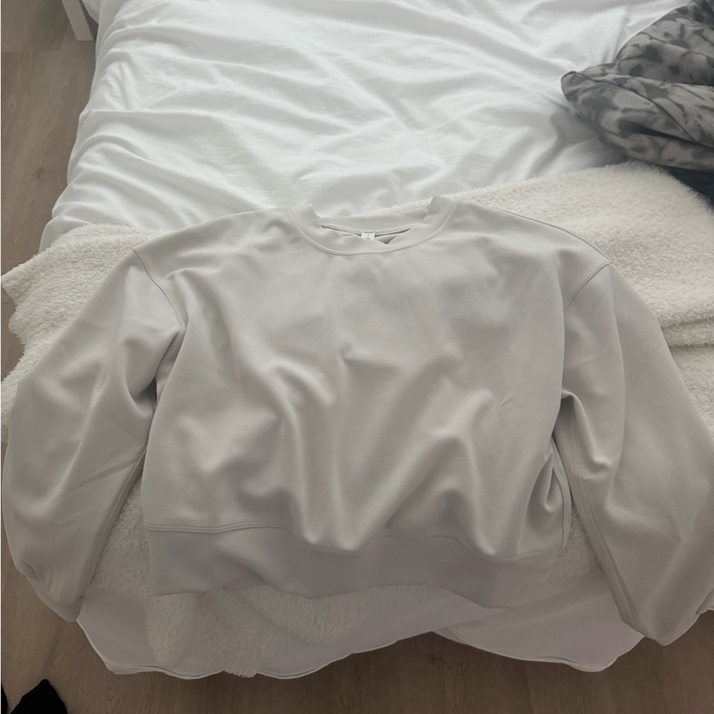 Softstreme lululemon white opal long sleeve top